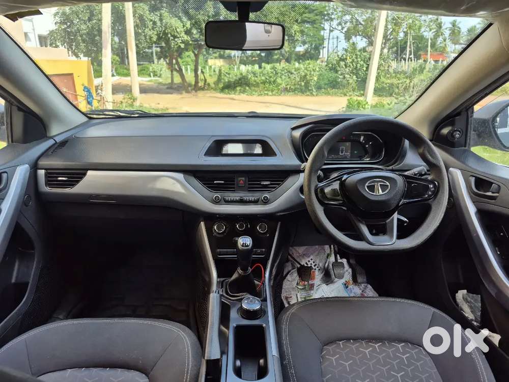 Tata Nexon Petrol 2022 Variant 1.2 Rtn