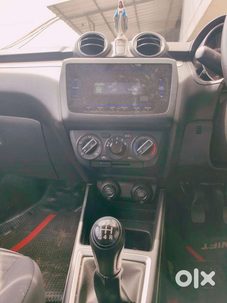 Maruti Suzuki Swift Vxi Optional, 2022, Petrol