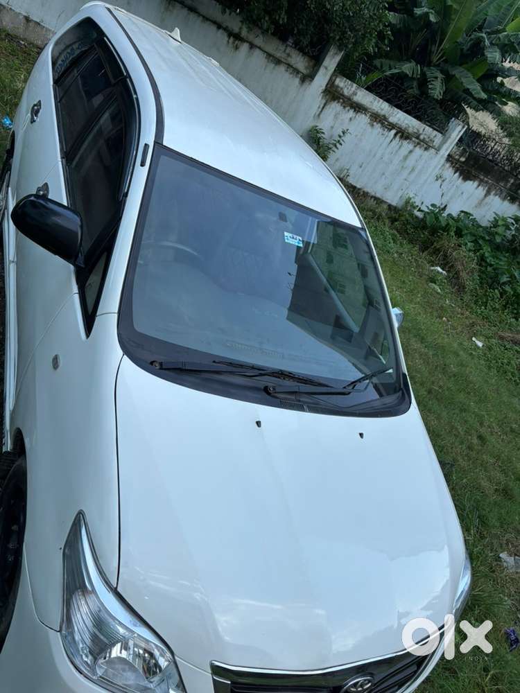 Toyota Innova 2015 Petrol