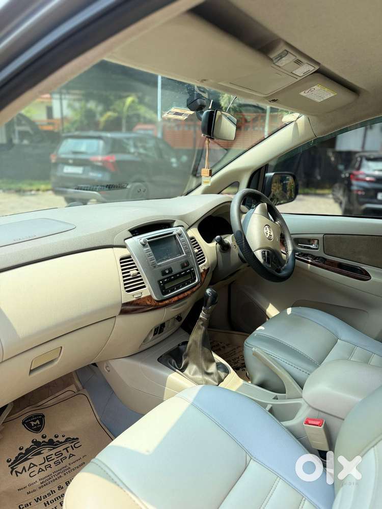 Toyota Innova 2.5 V 7 Str, 2013, Diesel
