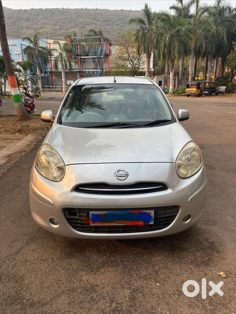 Nissan Diesel Car 2011