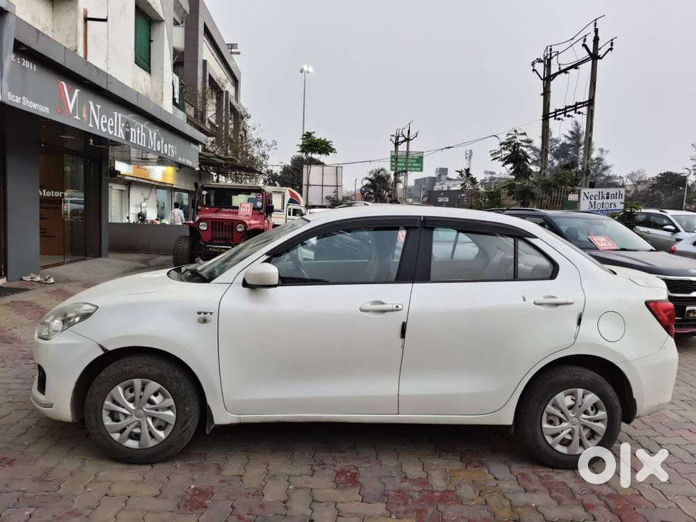 Maruti Suzuki Swift Dzire 1.2 Lxi (o), 2018, Petrol