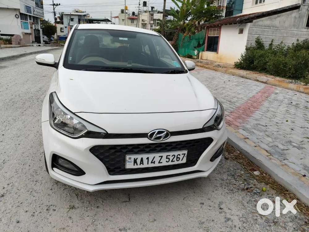 Hyundai I20 Asta Petrol Manual