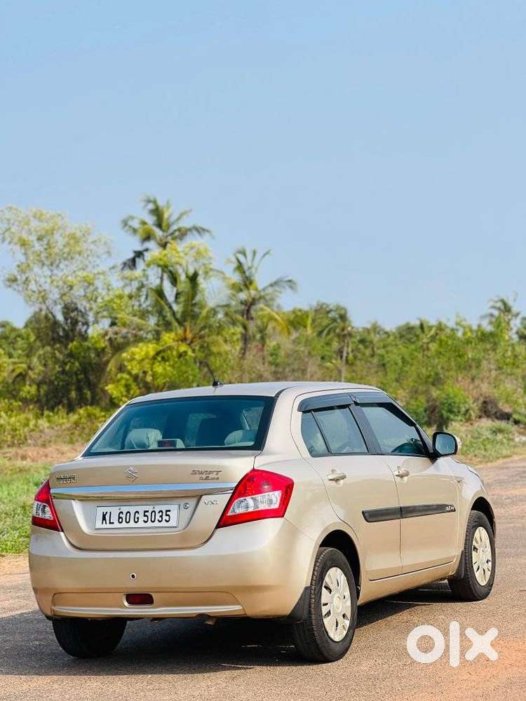 Maruti Suzuki Swift Dzire 1.2 Vxi Bsiv, 2013, Petrol