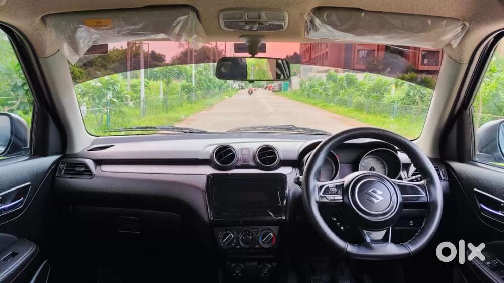 Maruti Suzuki Swift Vxi, 2022, Petrol
