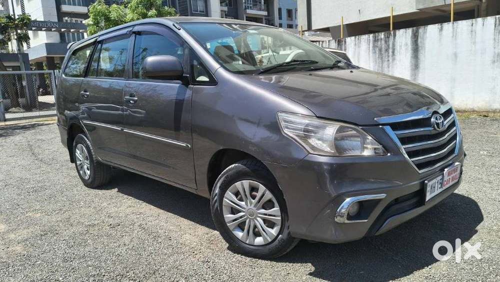 Toyota Innova 2.5 G (diesel) 8 Seater, 2011, Diesel