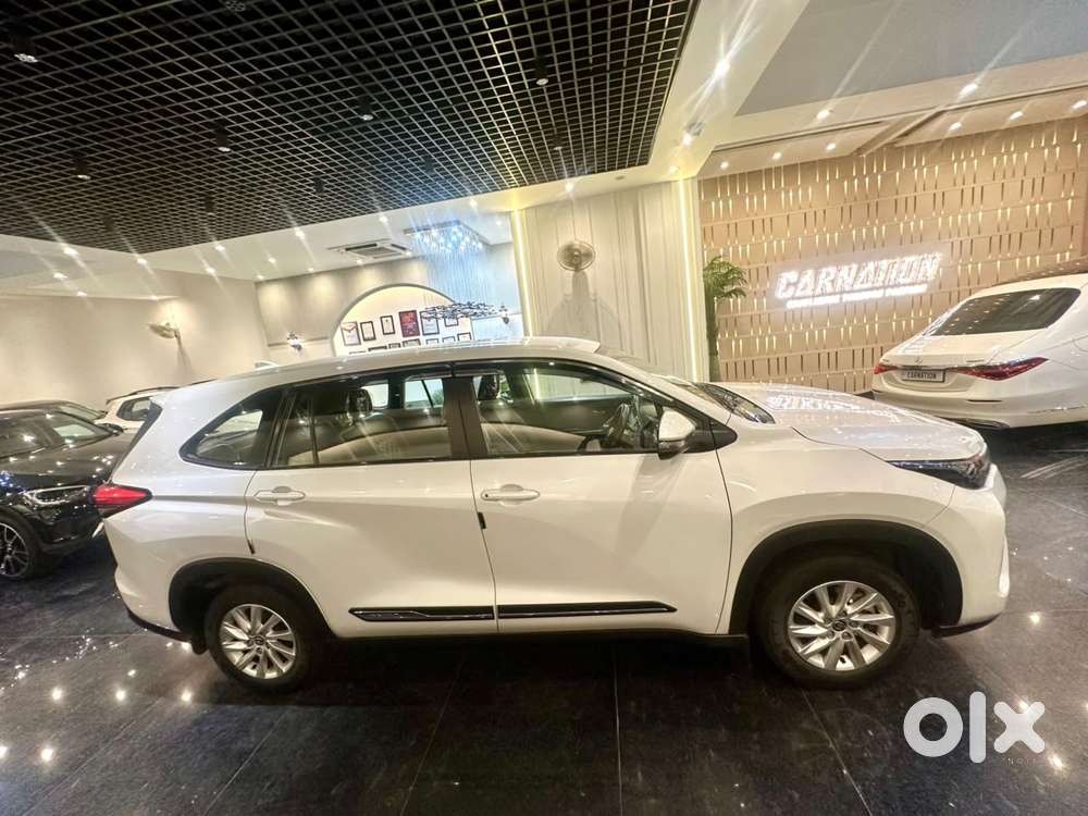 Toyota Innova Hycross 2.0 Gx 8 Str, 2023, Petrol