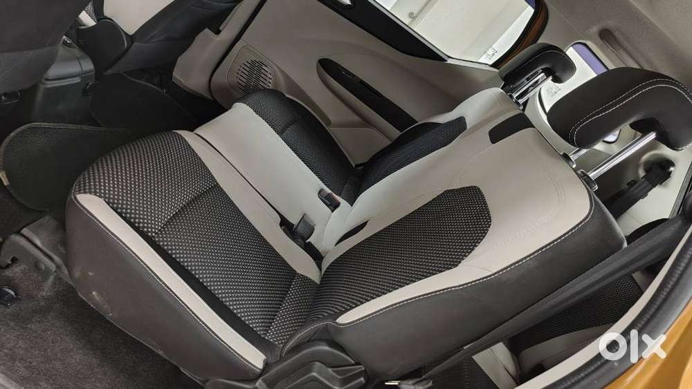 Renault Triber Rxz, 2020, Petrol