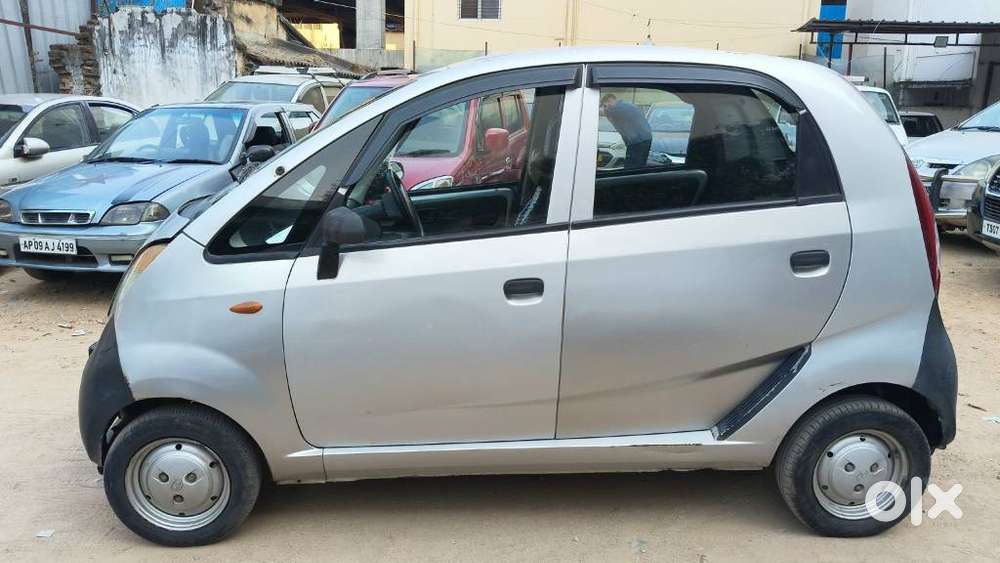 Tata Nano Xe, 2012, Petrol