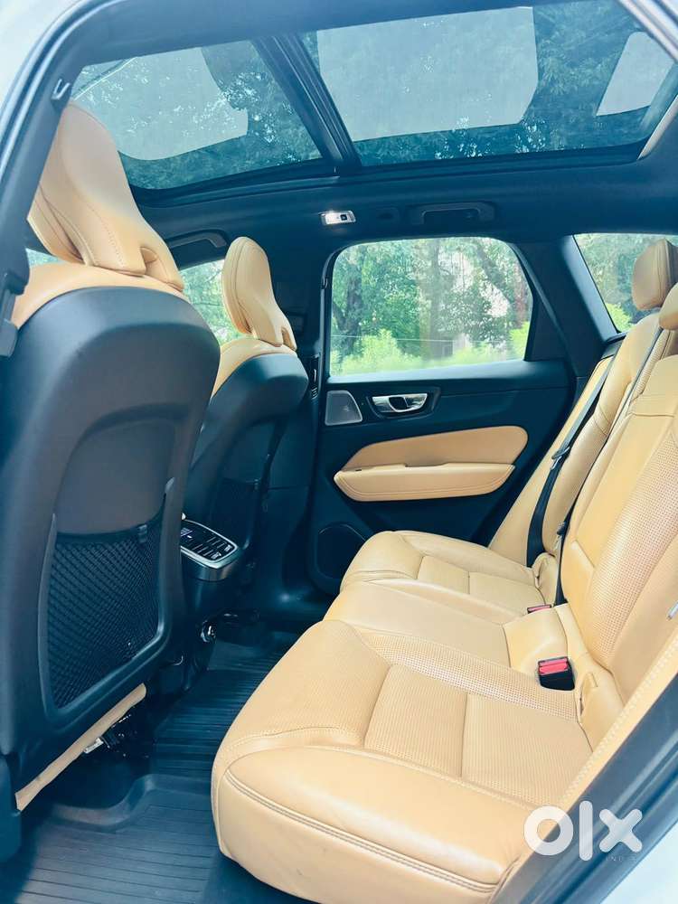 Volvo Xc60 D5 Awd Automatic, 2021, Diesel