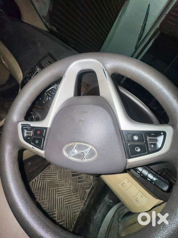 Hyundai Fluidic Verna 2011