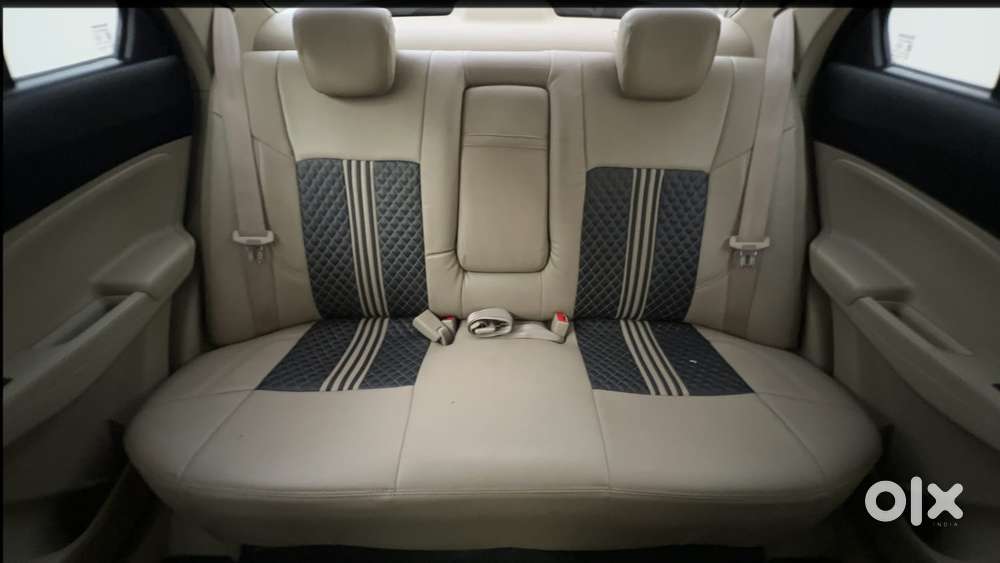 Maruti Suzuki Dzire 1.2 Zxi Plus Amt, 2017, Petrol