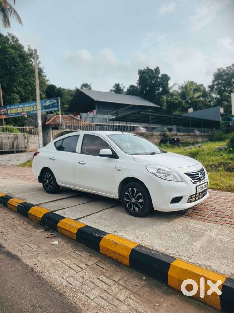 Nissan Sunny, 2012, Diesel