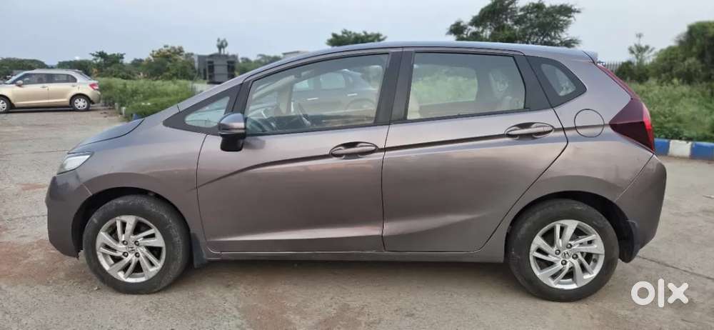 Honda Jazz [2020-2023] 1.2 Vx I-vtec Mt, 2016, Petrol