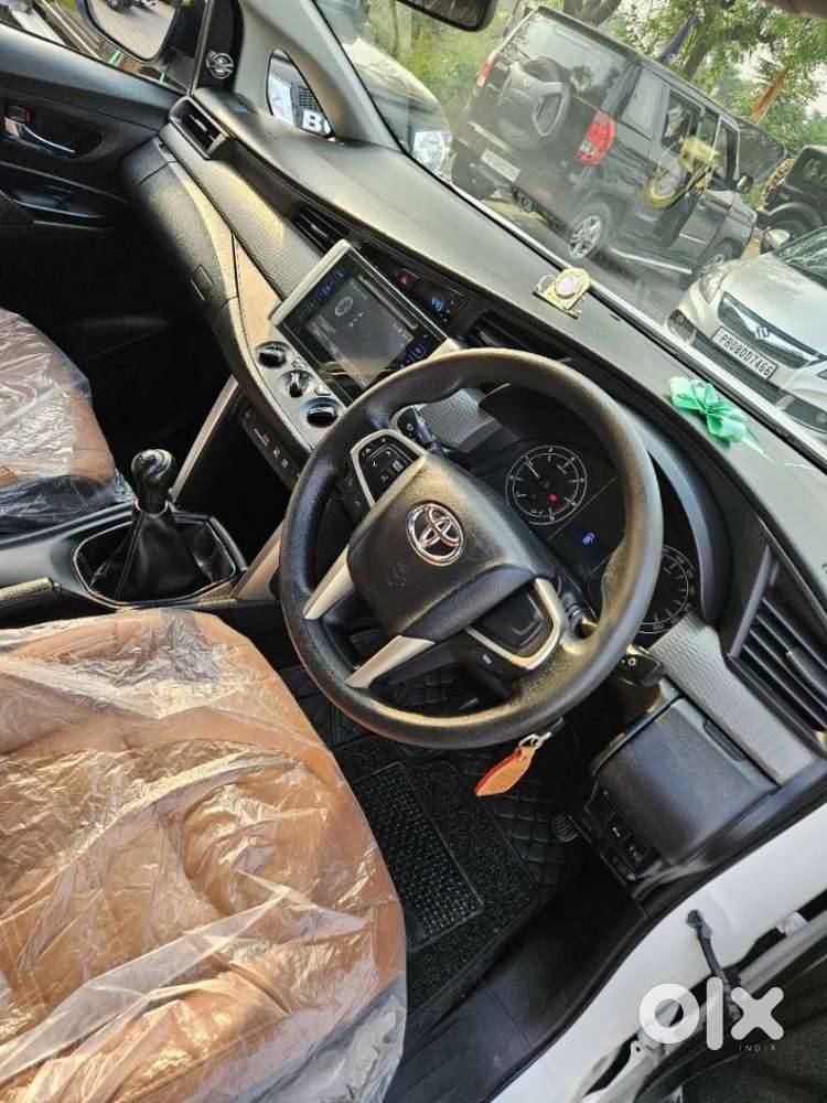 Toyota Innova Crysta 2.4 G Mt 8s, 2019, Diesel