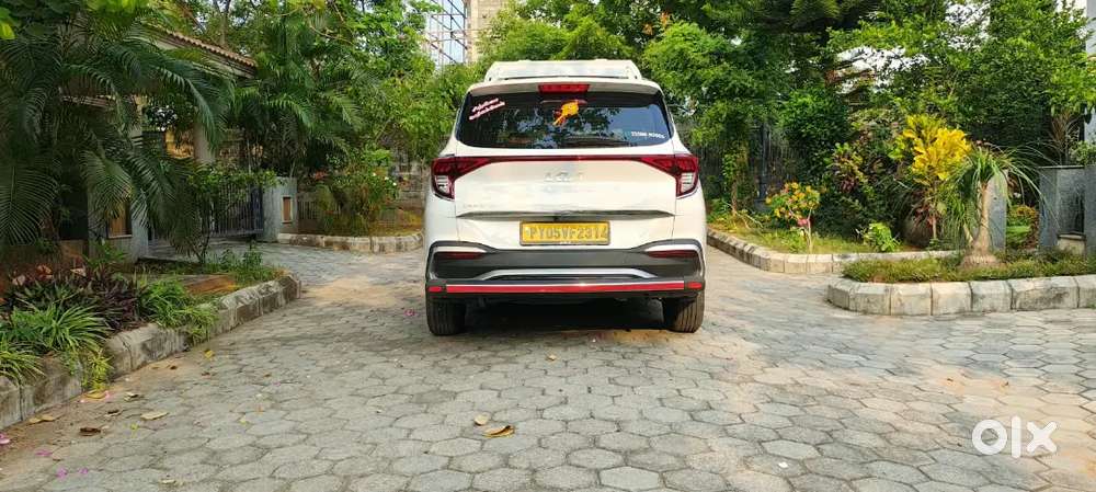 Kia Carens 1.5 Prestige 2025
