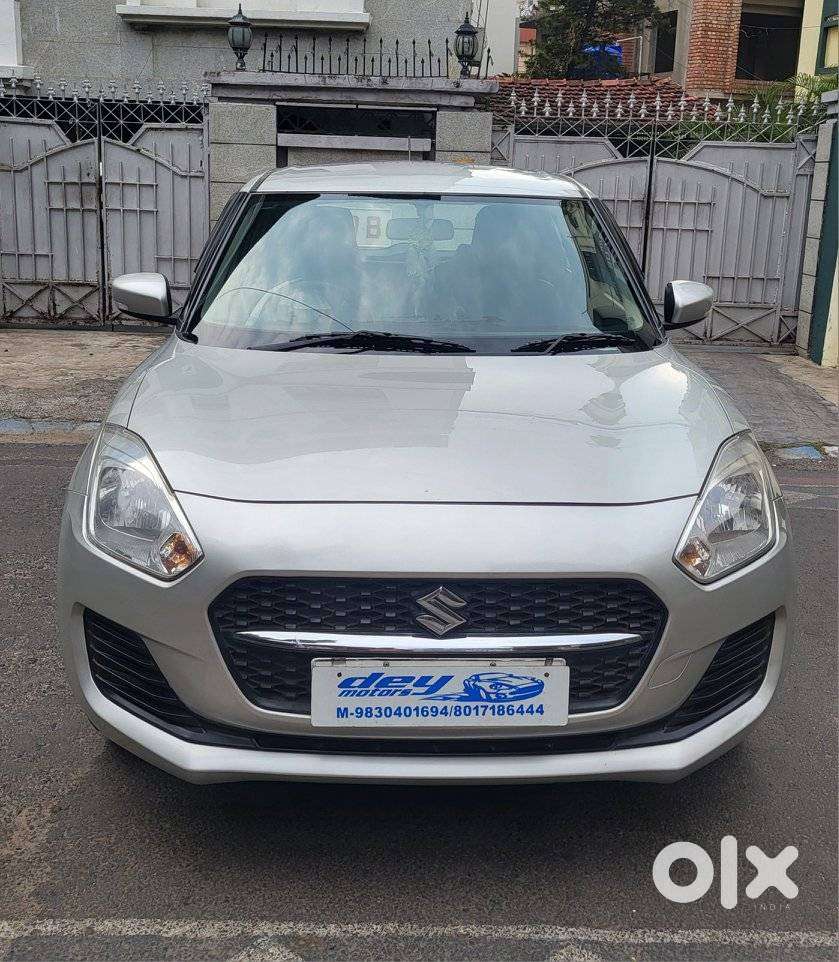 Maruti Suzuki Swift Vxi + Manual, 2022, Petrol