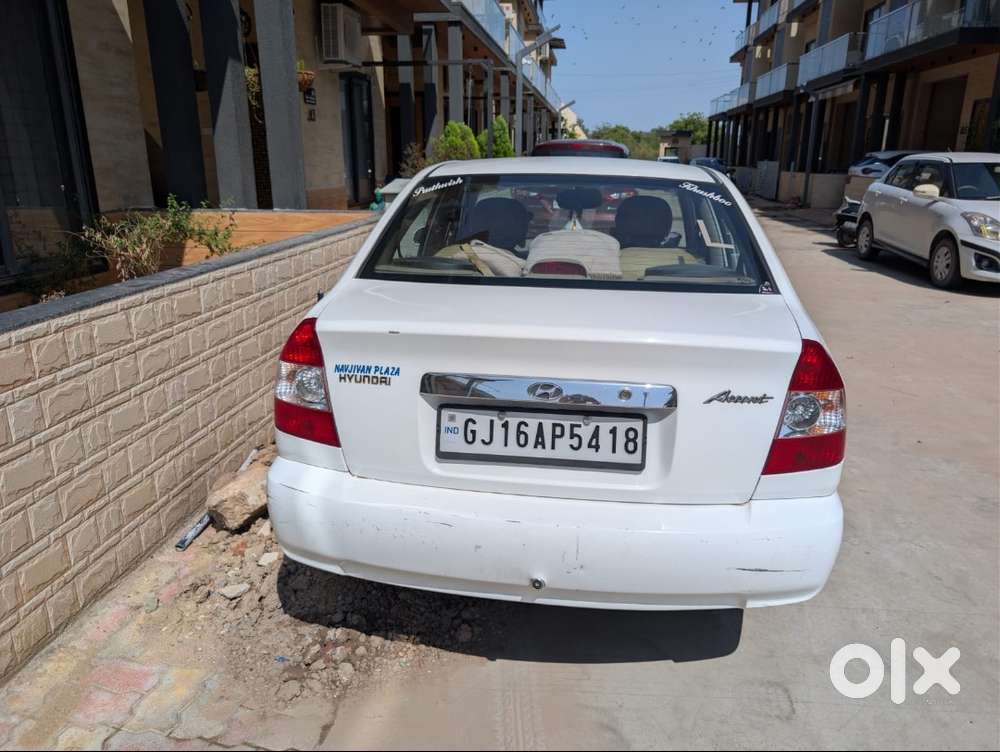 Car Hyundai Accent Gle, Petrol, 2011 On Sale