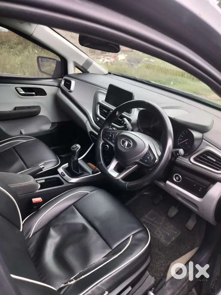 Tata Altroz Top Varient Xz 1.2 In Mint Condition Selling