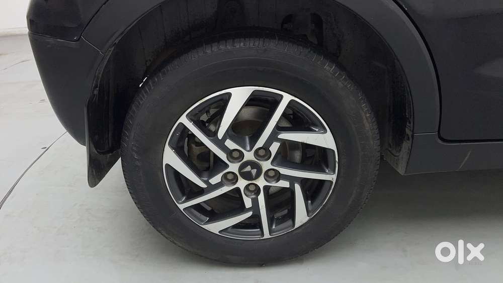 Mahindra Xuv300 W6, 2022, Petrol