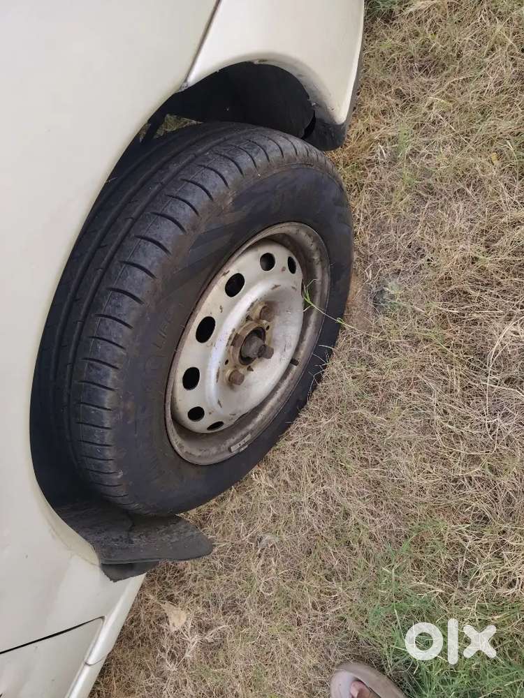 Tata Indigo Esc White Colour