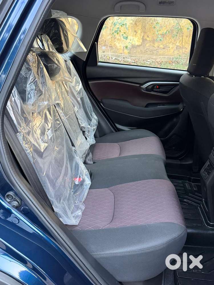 Maruti Suzuki Grand Vitara 1.5 Sigma Smart Hybrid, 2026, Petrol