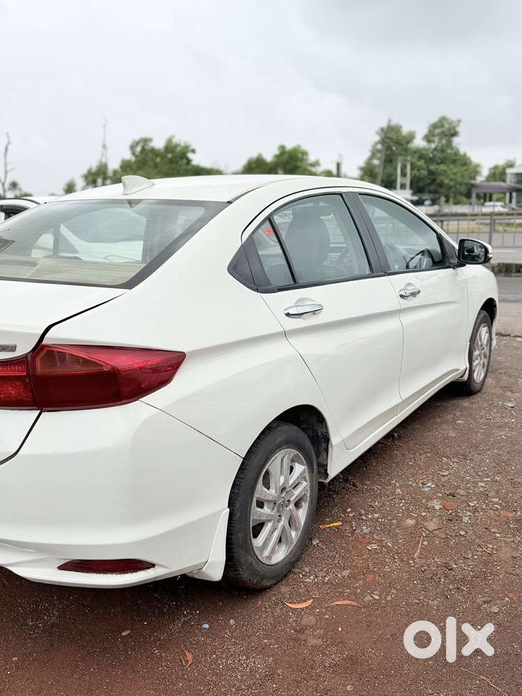 Honda City I-dtec V, 2015, Diesel