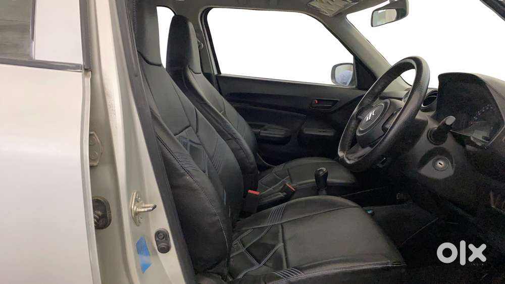 Maruti Suzuki Swift Lxi, 2018, Petrol