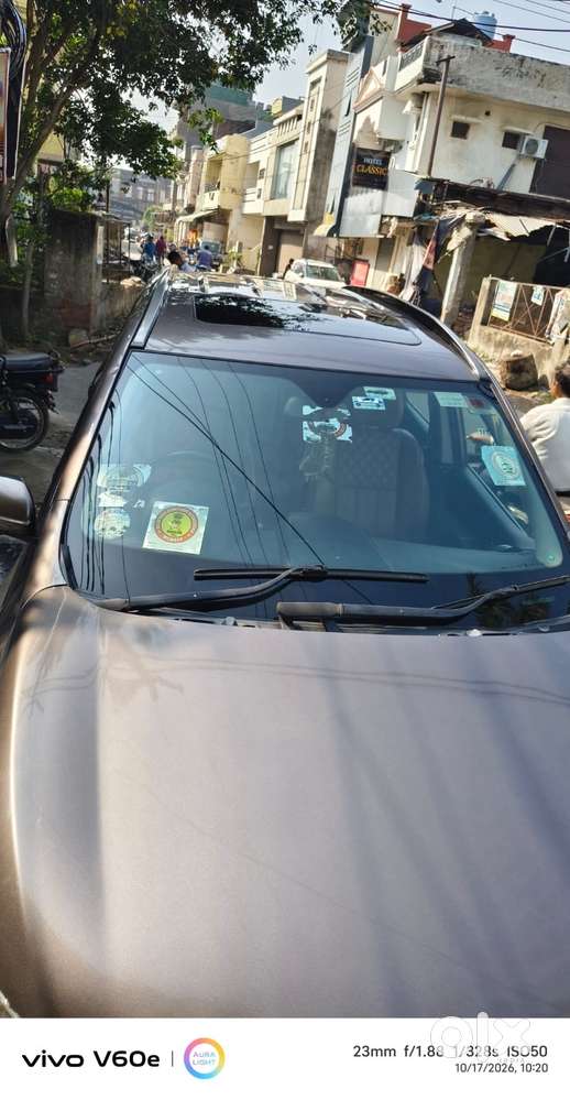 Mahindra Xuv500 Diesel W11(o) At 2019