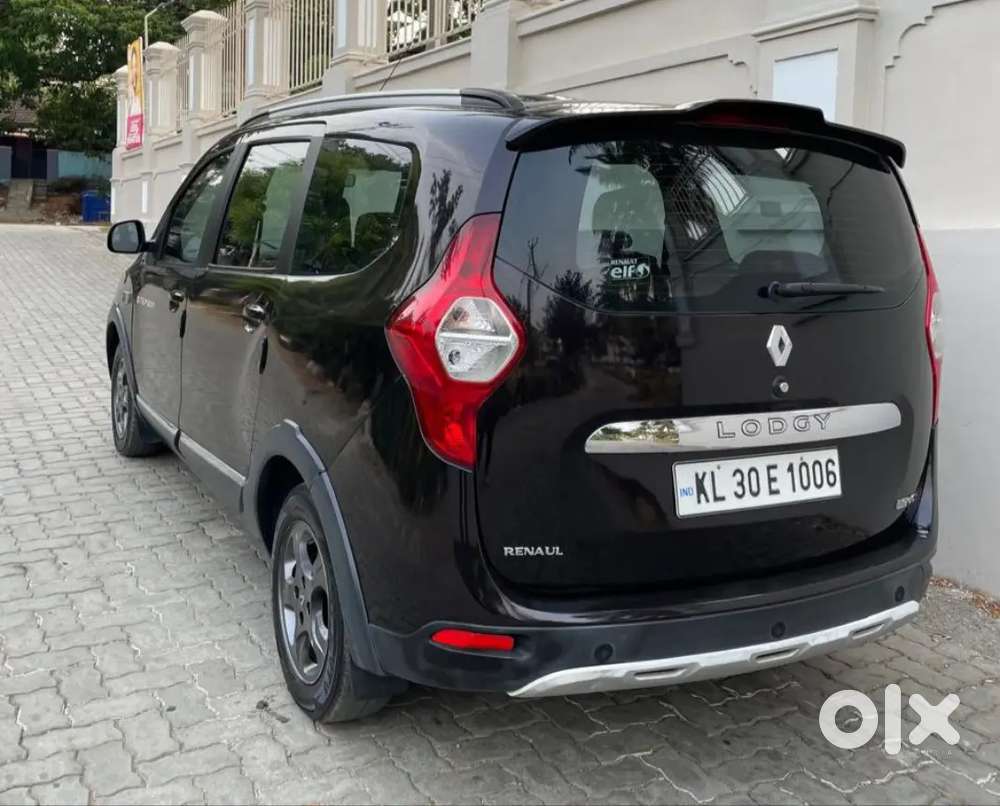 Renault Lodgy 2015 Diesel 150000 Km Driven