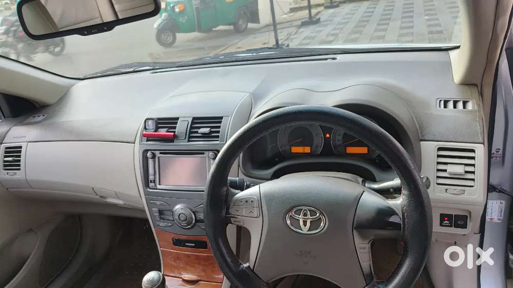 Toyota Corolla Altis 2010