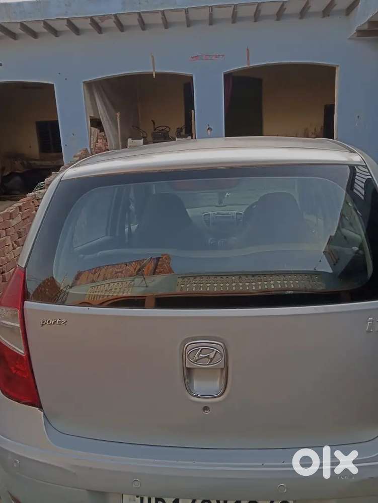 Up 14 Hyundai I10 2016 Petrol 45300 Km Driven