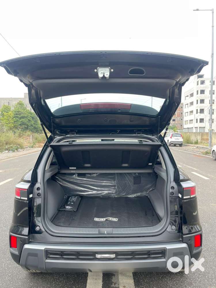 Hyundai Creta Sx (o) 1.5 Petrol Cvt, 2025, Petrol