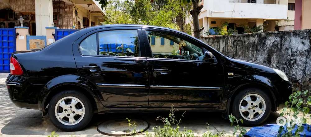 Ford Fiesta 2007 Petrol 90000 Km Driven