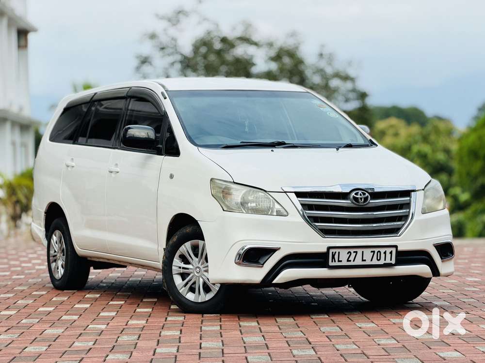 Toyota Innova 2.5 G (diesel) 7 Seater Bs Iv, 2013, Diesel