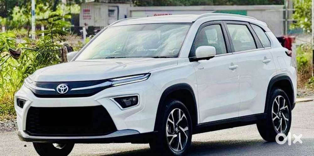 Toyota Urban Cruiser Hyryder V Hybrid Aero Edition, 2024