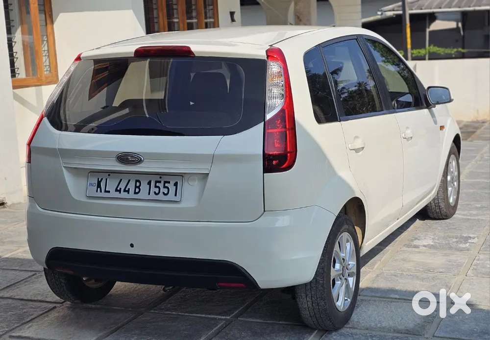 Ford Figo 2011 Diesel 85000 Km Driven
