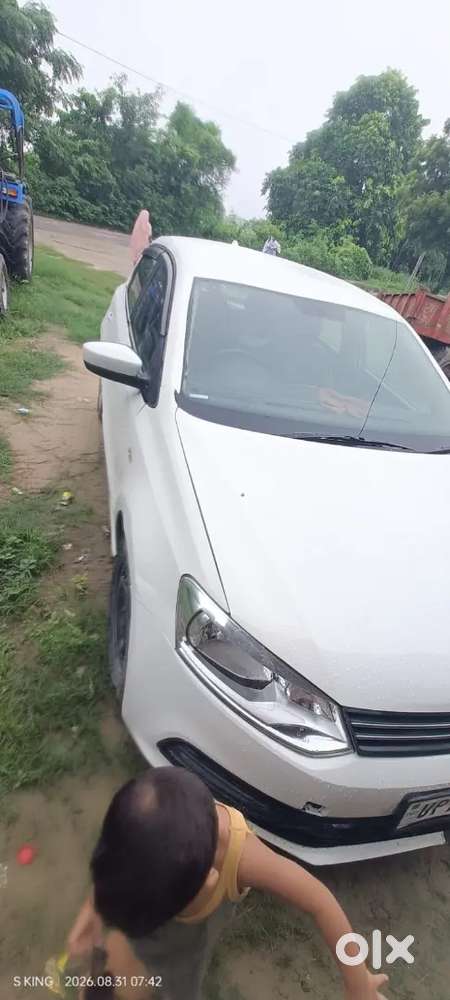 Volkswagen Polo [2012] Manual