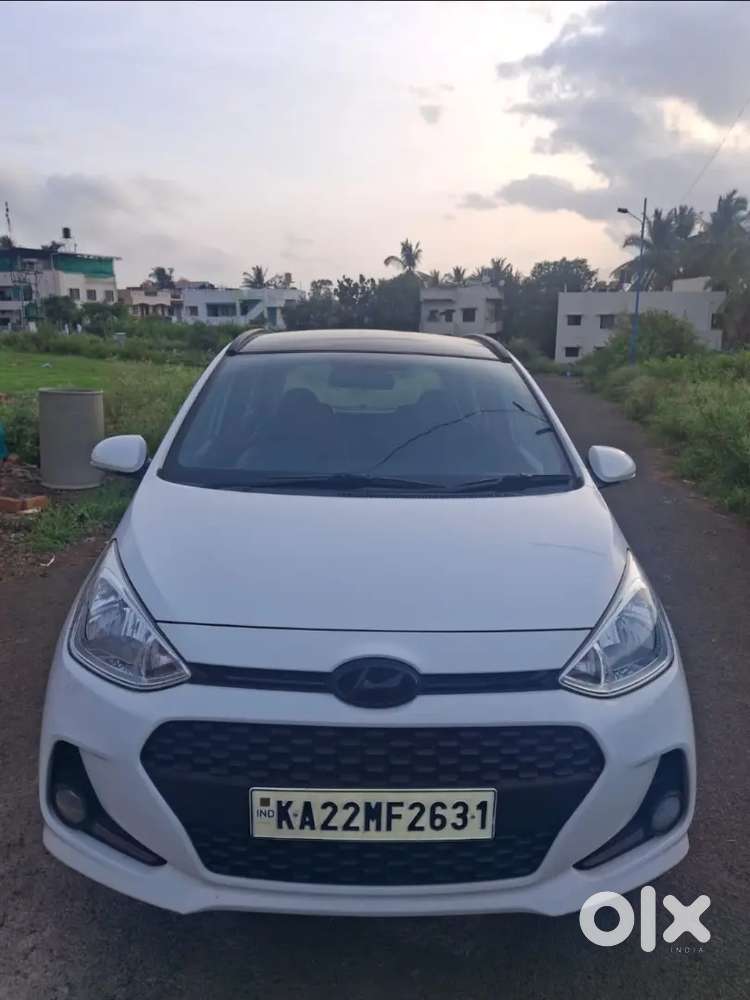 Hyundai Grand I10 2019 Sportz Dual Tone