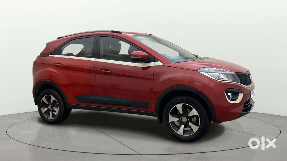 Tata Nexon 1.2 Revotron Xza Plus, 2018, Petrol