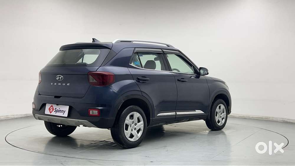 Hyundai Venue 1.2 S Plus, 2021, Petrol