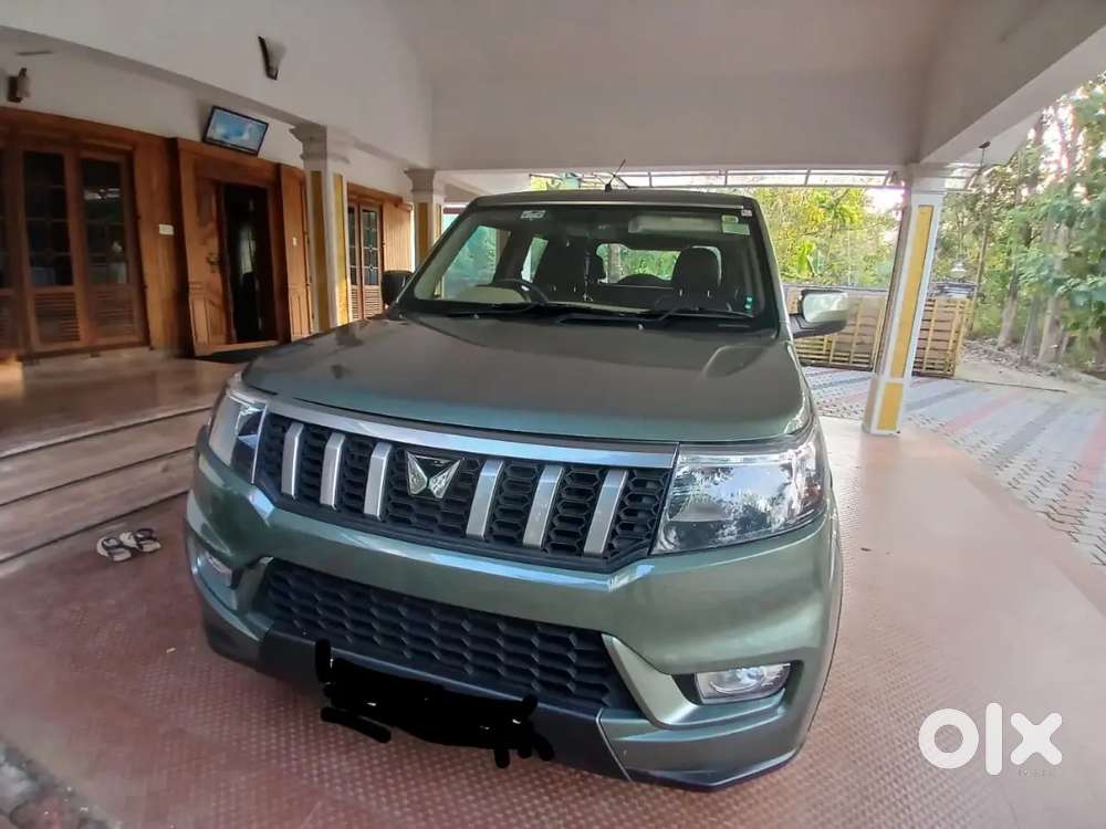 Mahindra Bolero Neon8