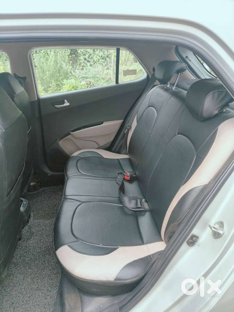 Hyundai Grand I10 Asta 2016