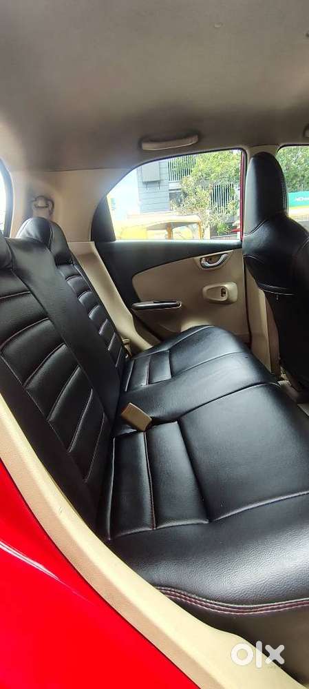 Honda Brio V Automatic, 2012, Petrol
