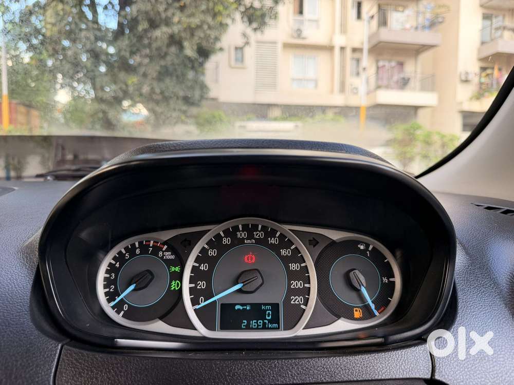 Ford Figo Titanium Blu, 2017, Petrol