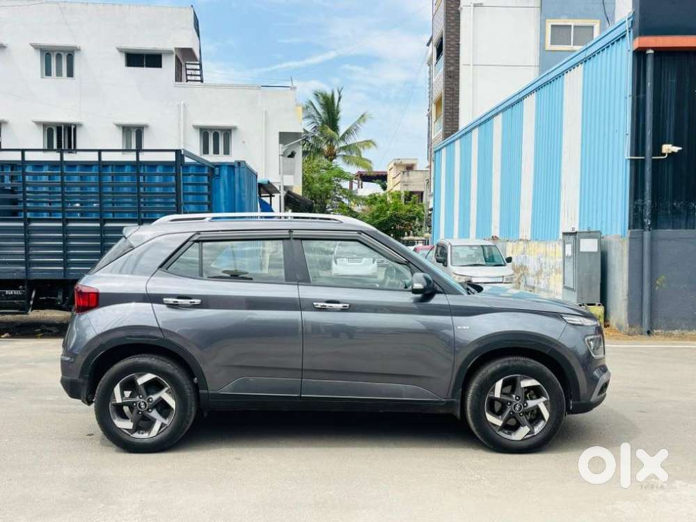 Hyundai Venue Sx Plus Turbo Dct, 2022, Petrol