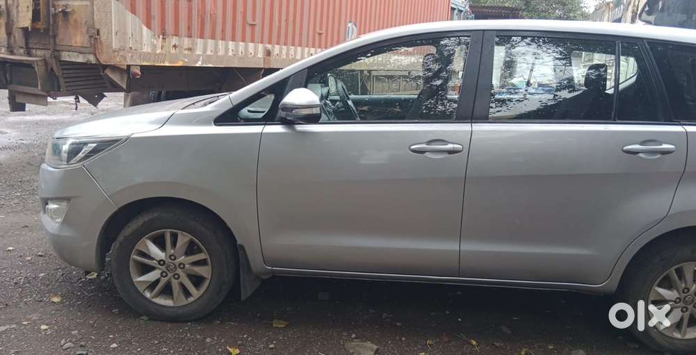 Toyota Innova Crysta 2017 Diesel 220000 Km Driven Company Maintained