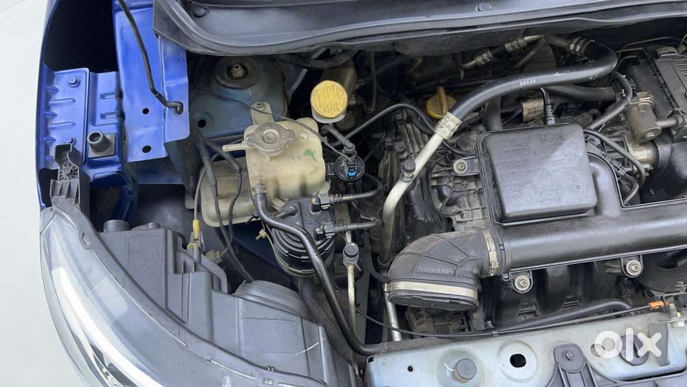 Renault Triber Rxz, 2021, Petrol