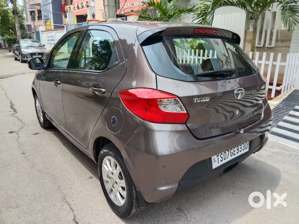 Tata Tiago Xza, 2018, Petrol