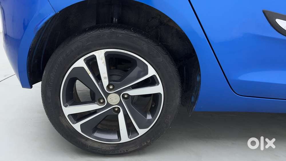 Tata Altroz 1.2 Xz Plus Petrol, 2022, Petrol